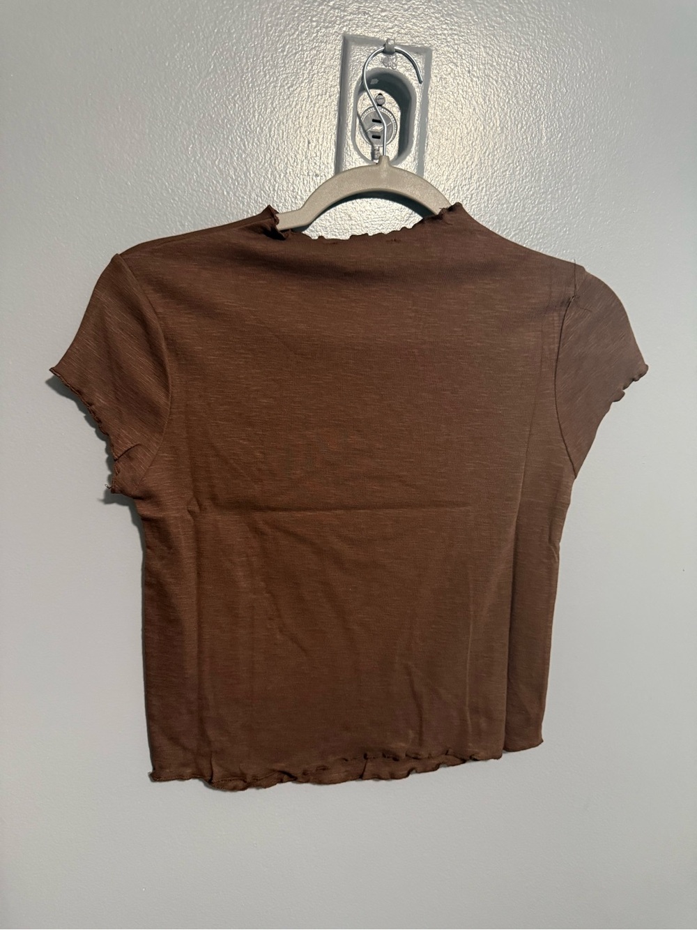 Zenana Brown Lettuce Hem Cropped Tee Cotton Modal - Picture 3 of 3